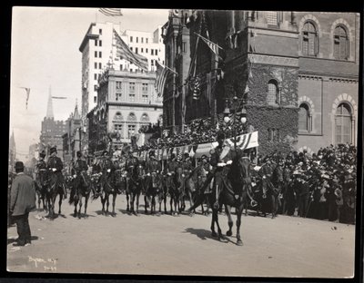 View of General Roe and the Governor